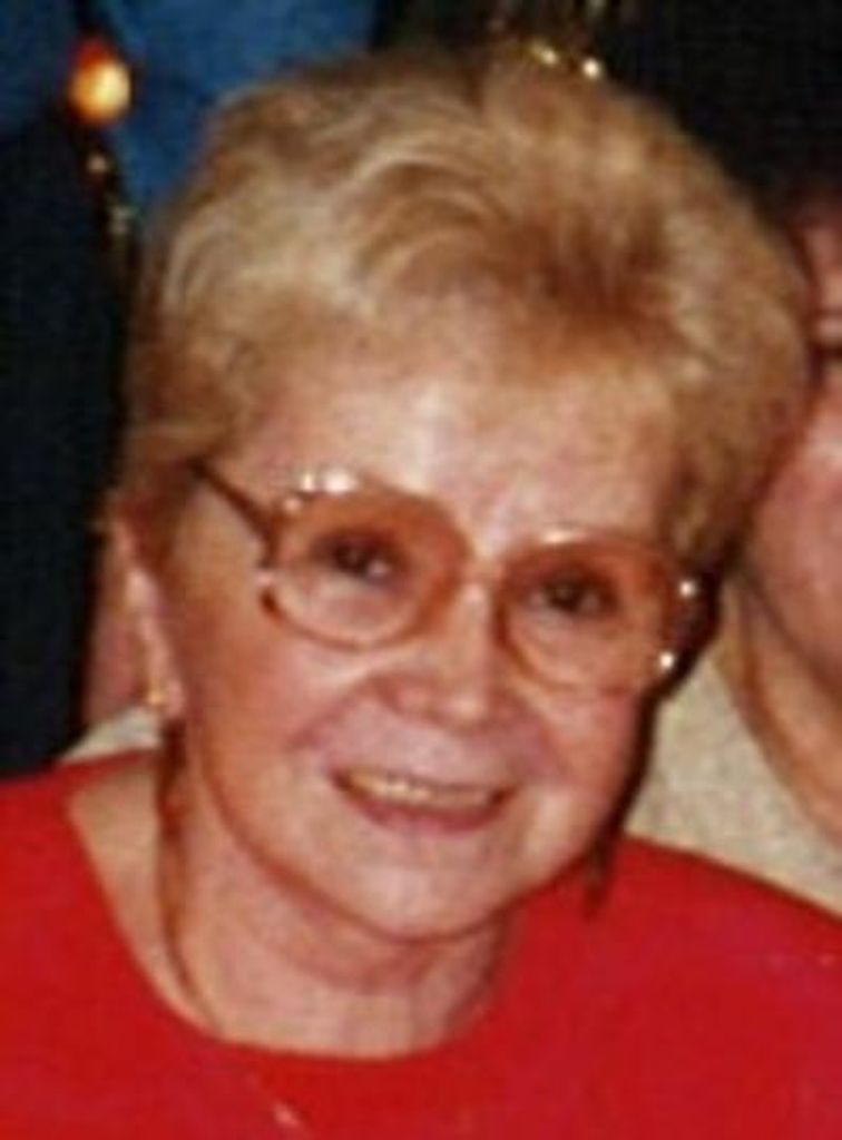 Stella Zalewski-Bandola Profile Photo