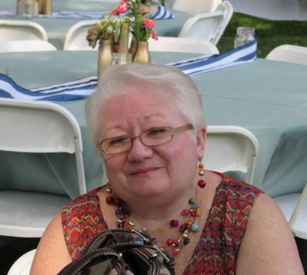 Lisa Noble Mitchell Profile Photo