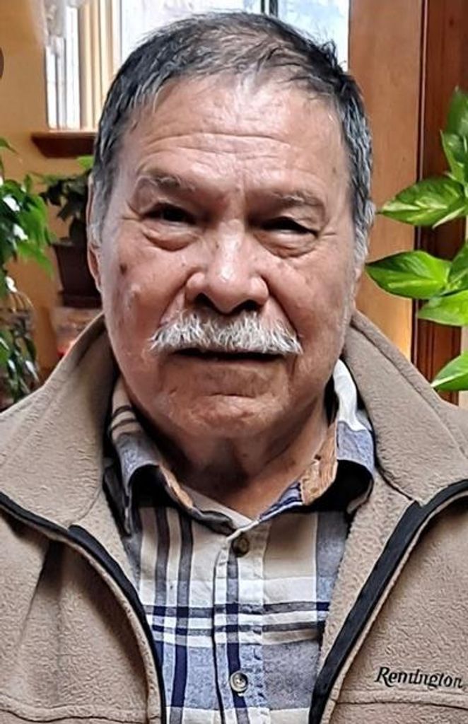 Tomas Regalado Nanez Profile Photo