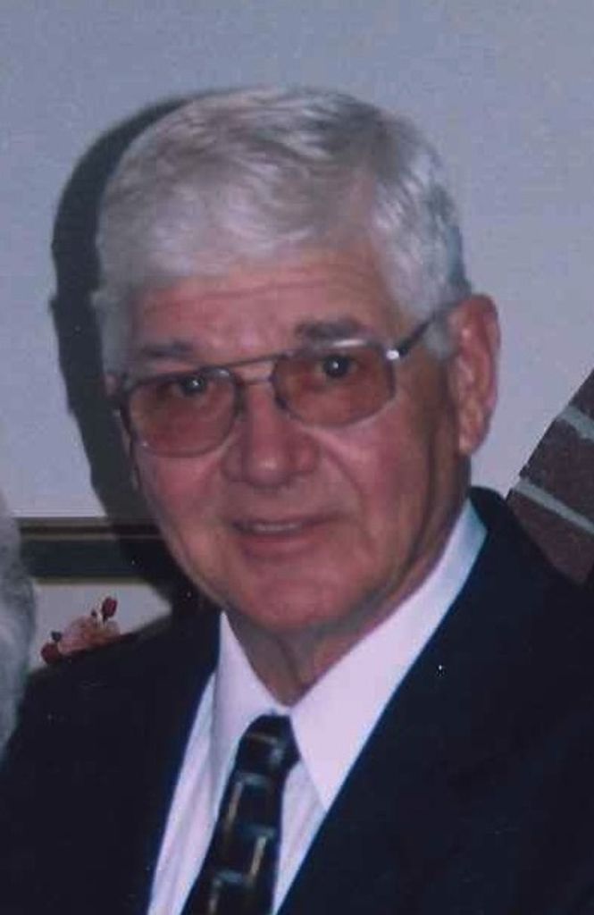 Richard "Curly" Morris