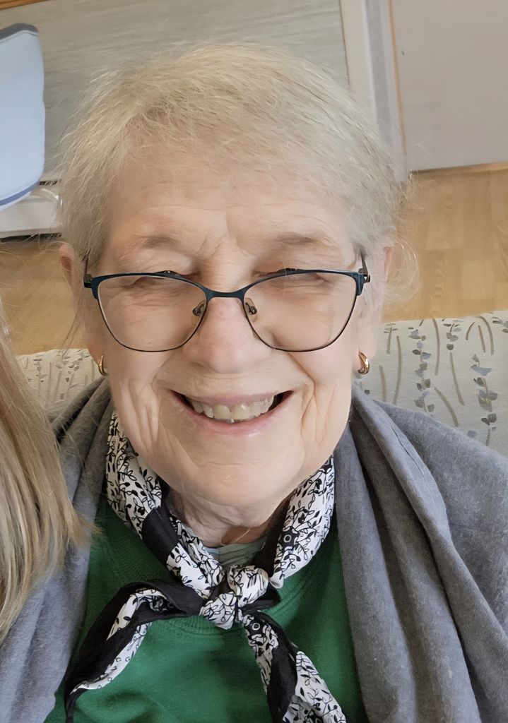 Susan Holder Profile Photo