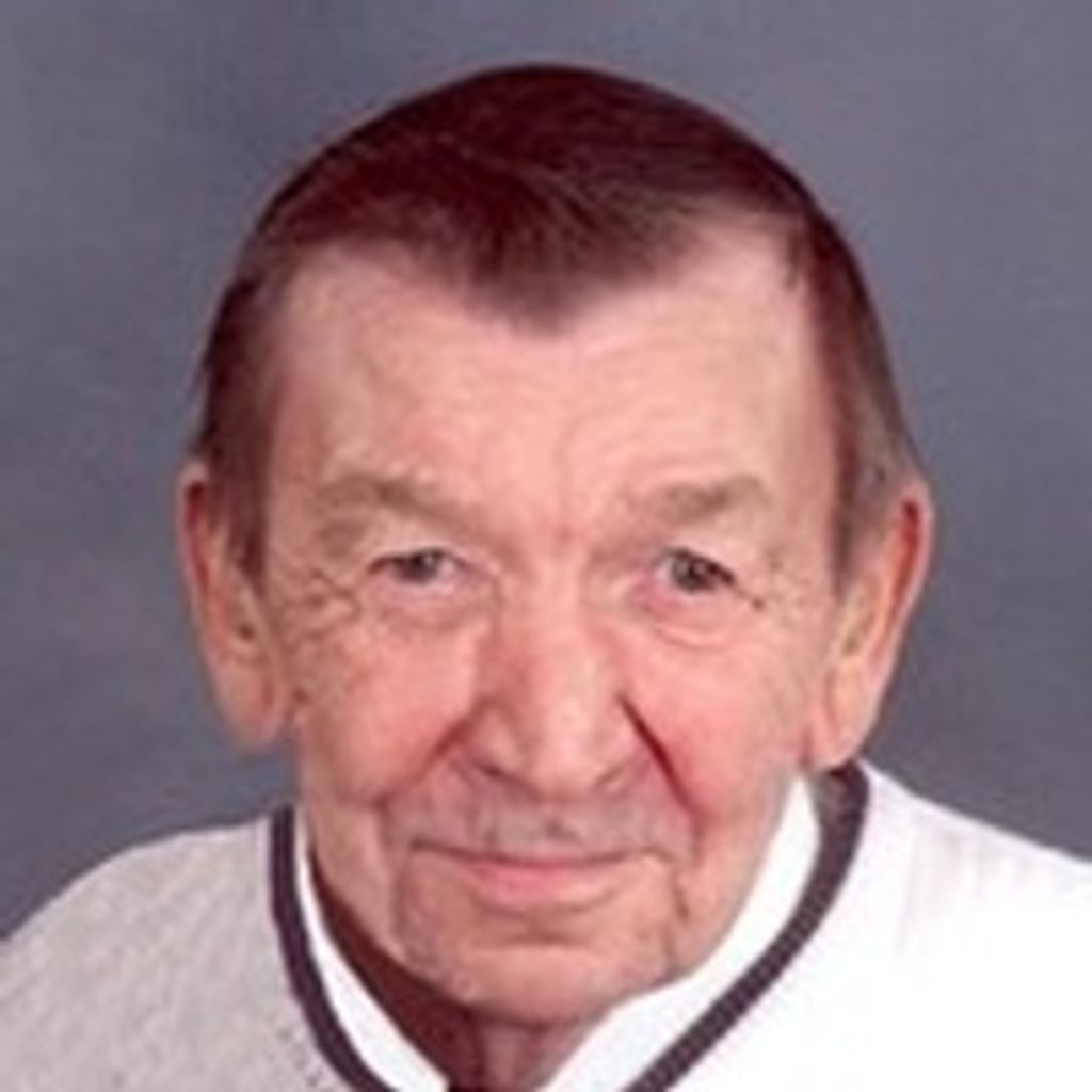 Kenneth  Paul Taszarek