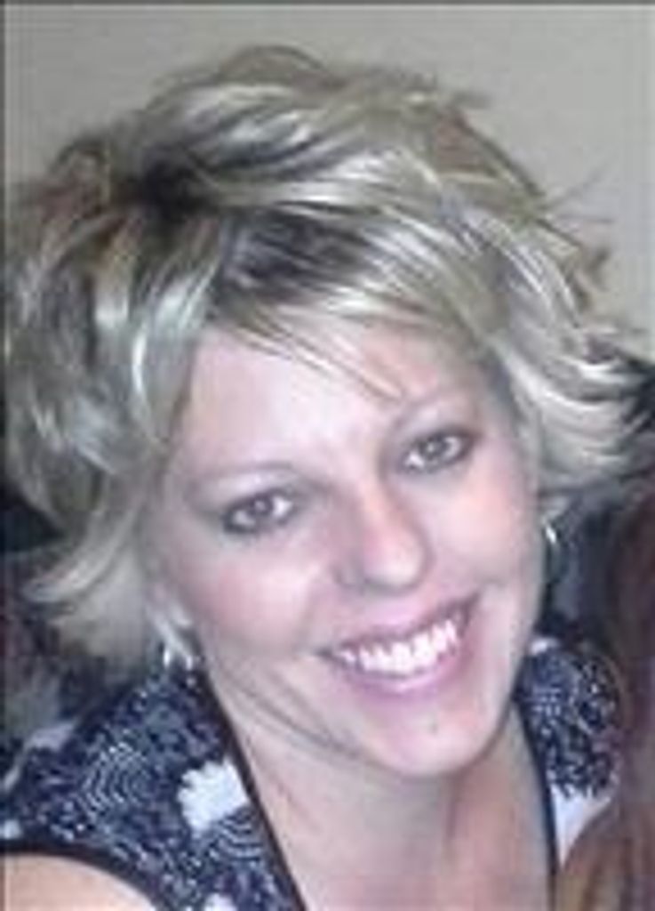 Amanda "Mandy" (Dubeau) Pineiro