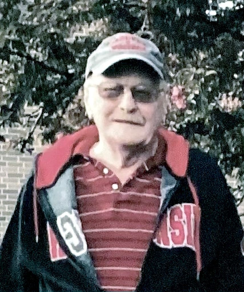 Dennis 'Buz' Preston Profile Photo