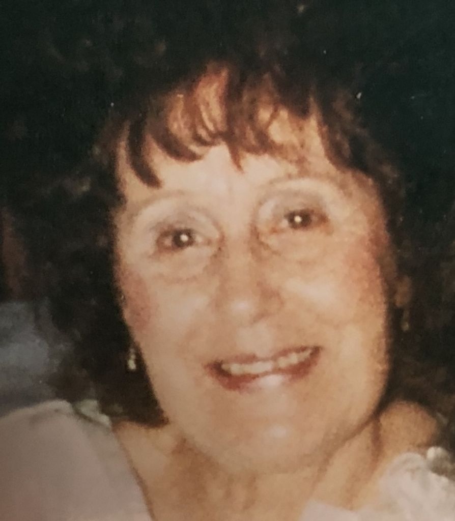 Laura L. (Vieira)  Lopes
