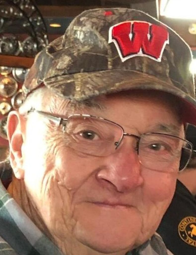 Leonard "Len" Johnson Profile Photo