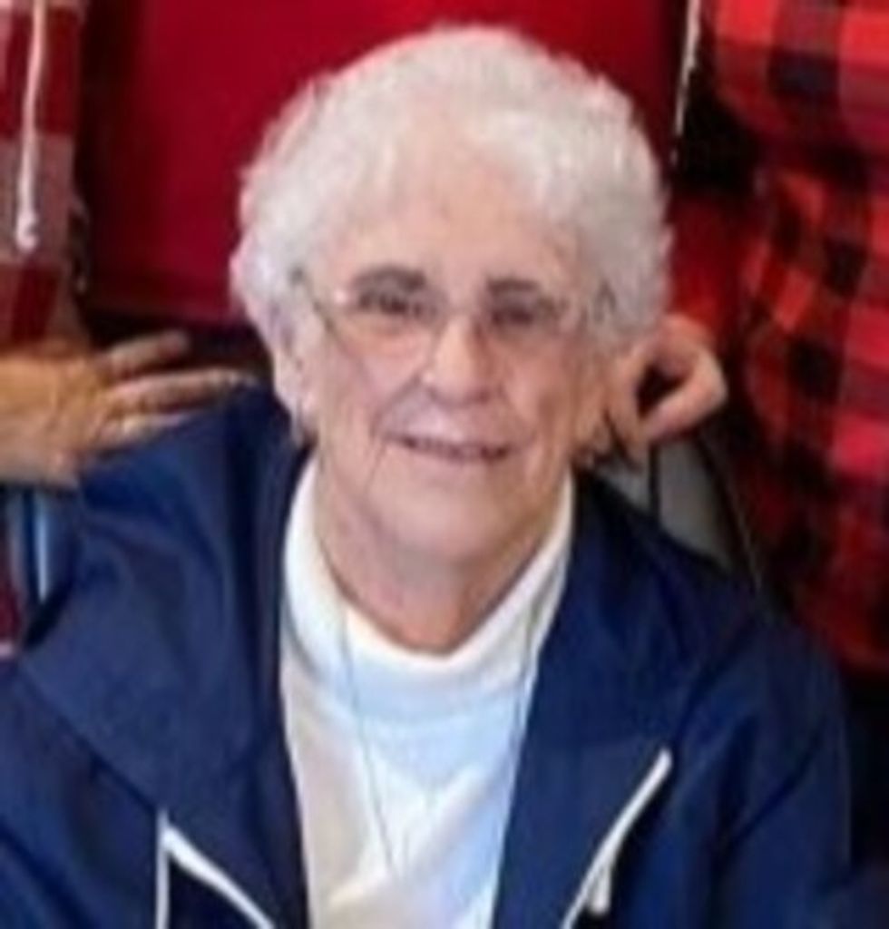 Pauline Lee Hess Profile Photo