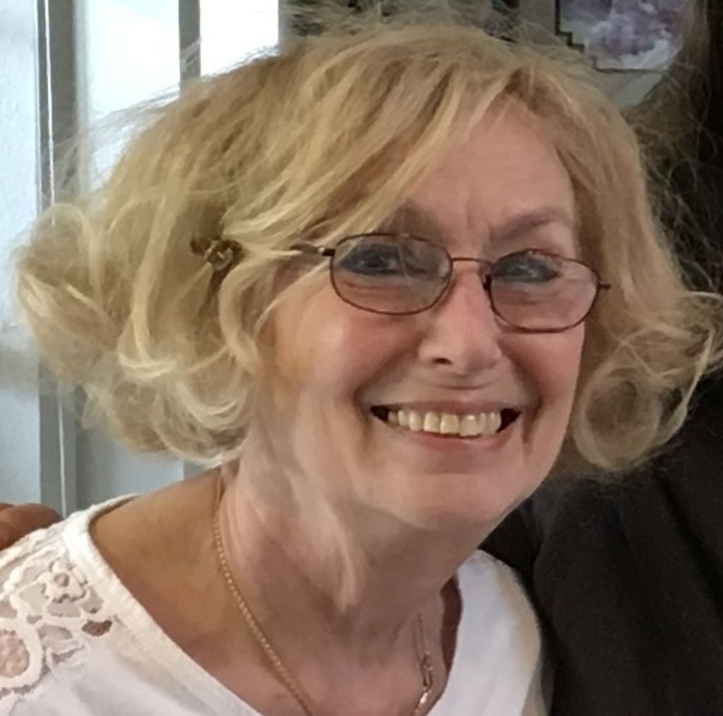 Ellie Fox Einhorn Profile Photo