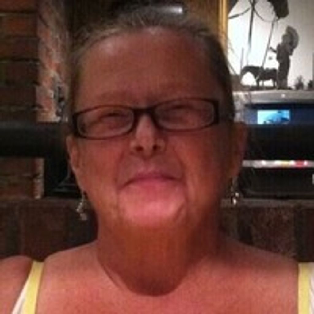 Margaret L Larson