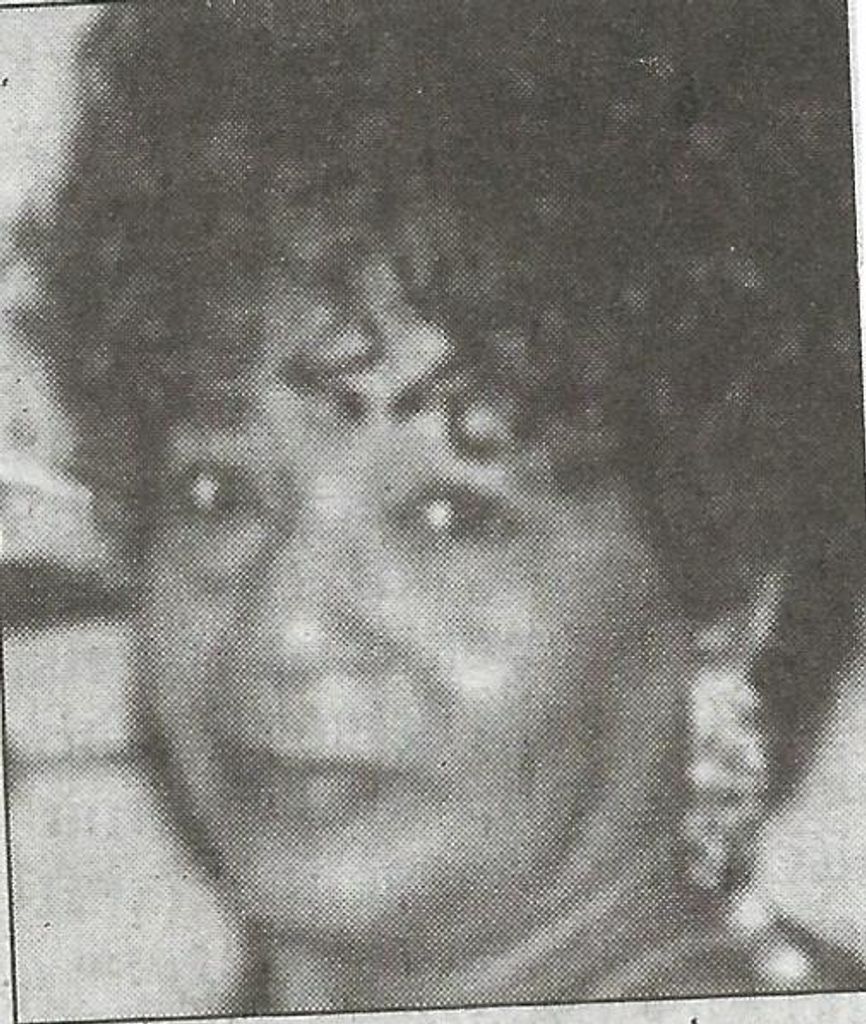 Geraldine J Lott