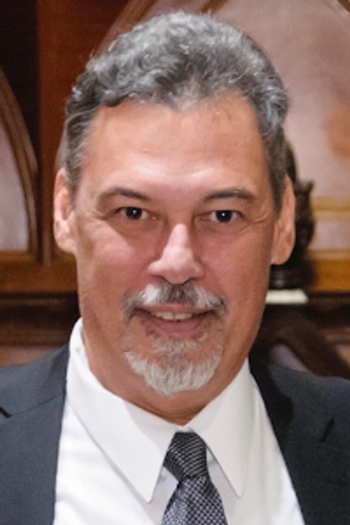 Manuel Henriquez Profile Photo