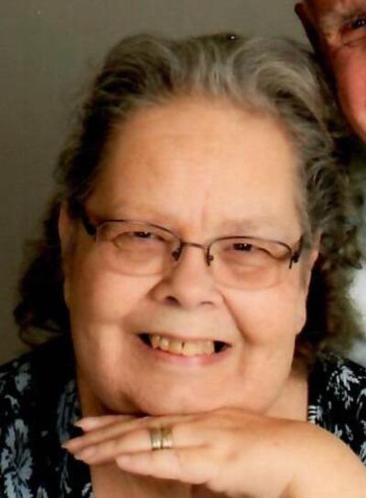 Holly Elizabeth Hamilton Profile Photo