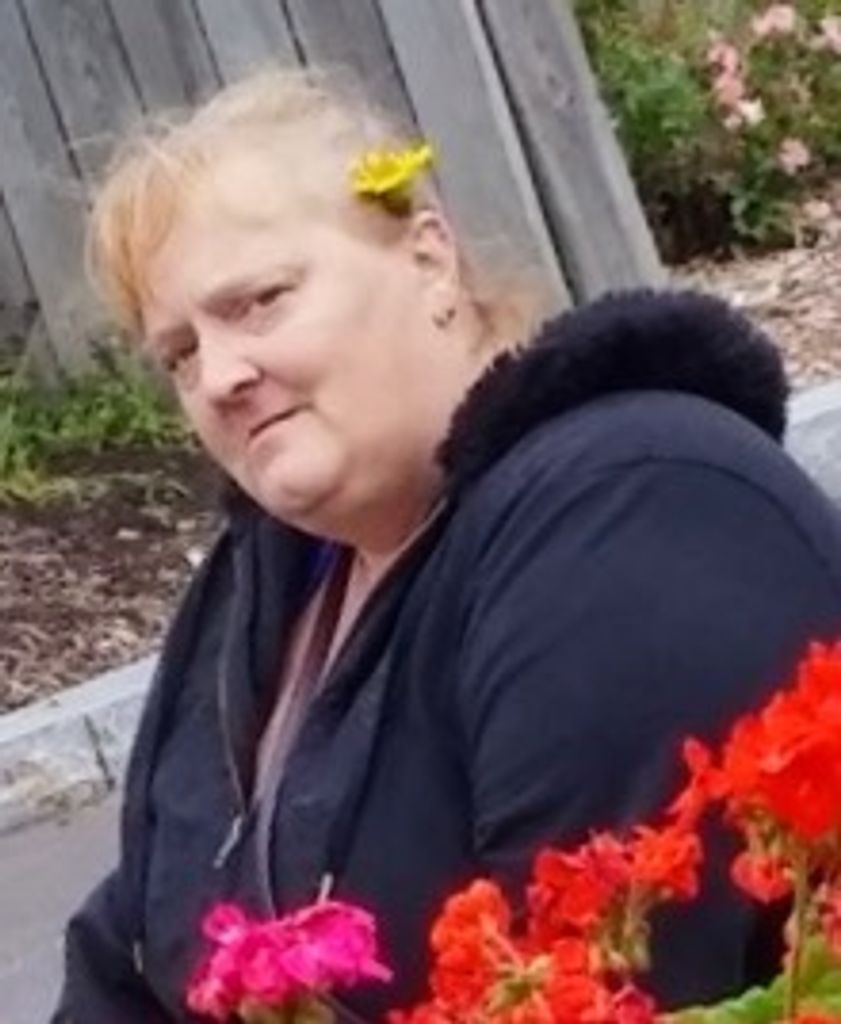 Lynn Marie Dickinson