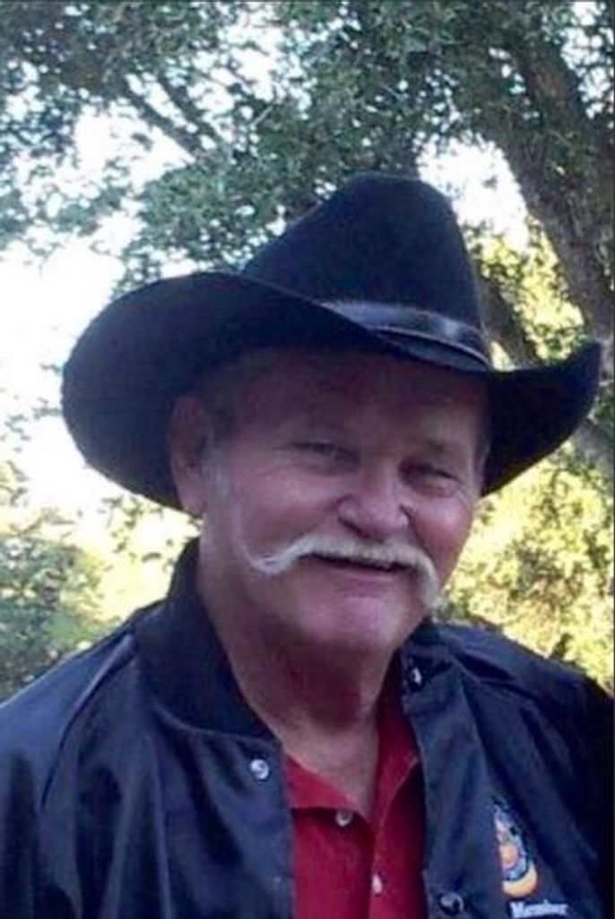 Lester Eugene Maxey