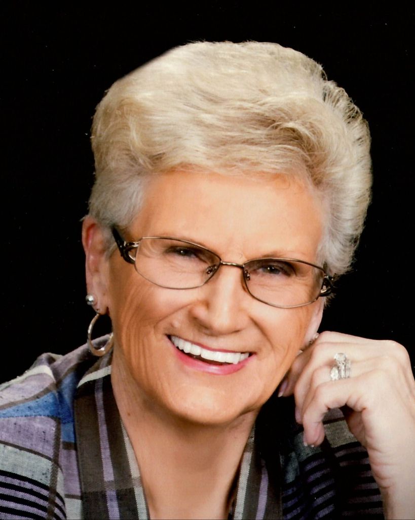 Carolyn Ray Layton Profile Photo