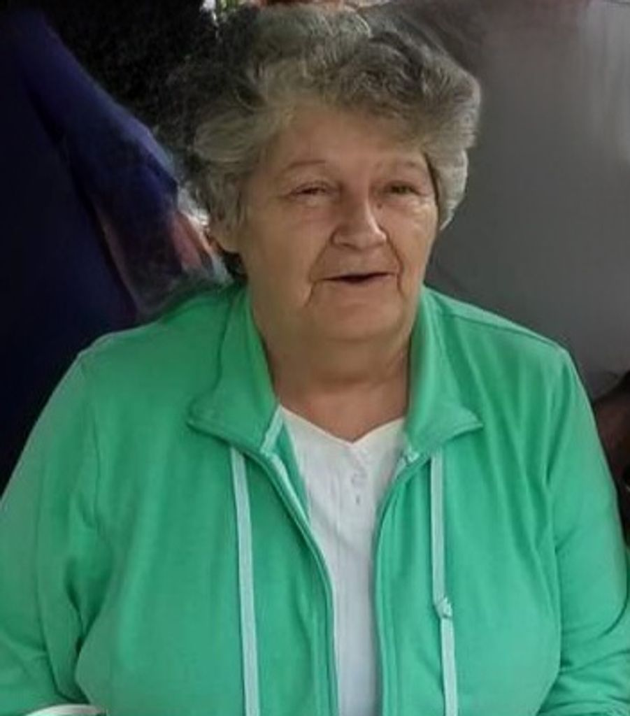 Sandra Sandy (Robinson)  Woody Profile Photo