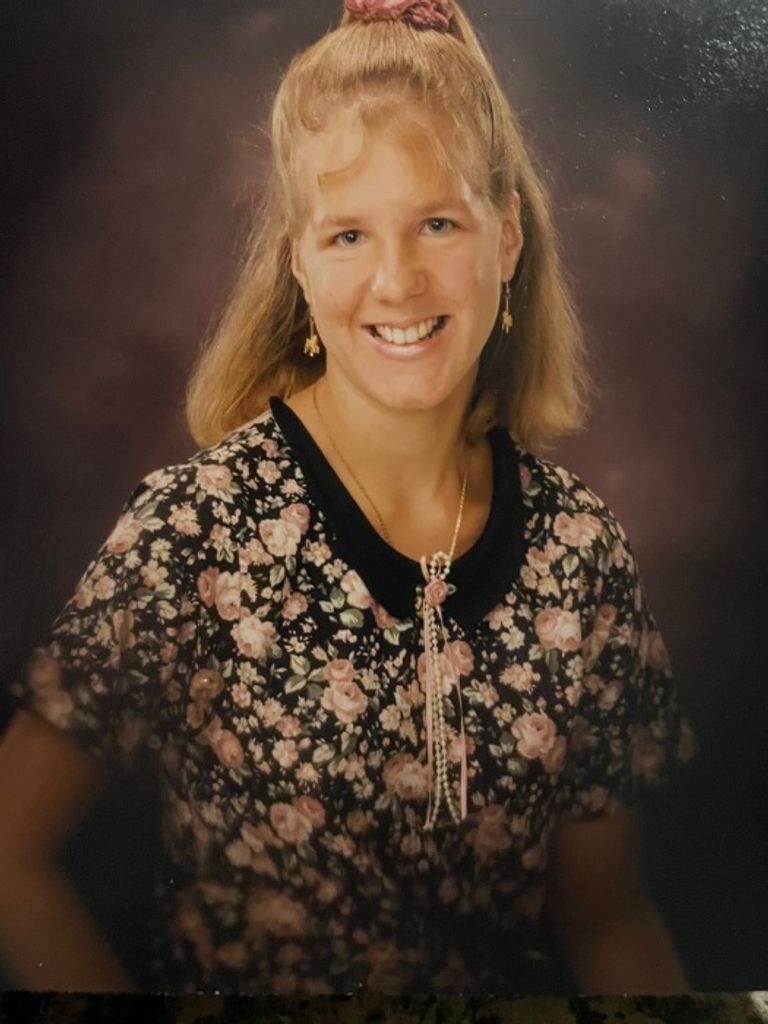 Lisa Policarpo