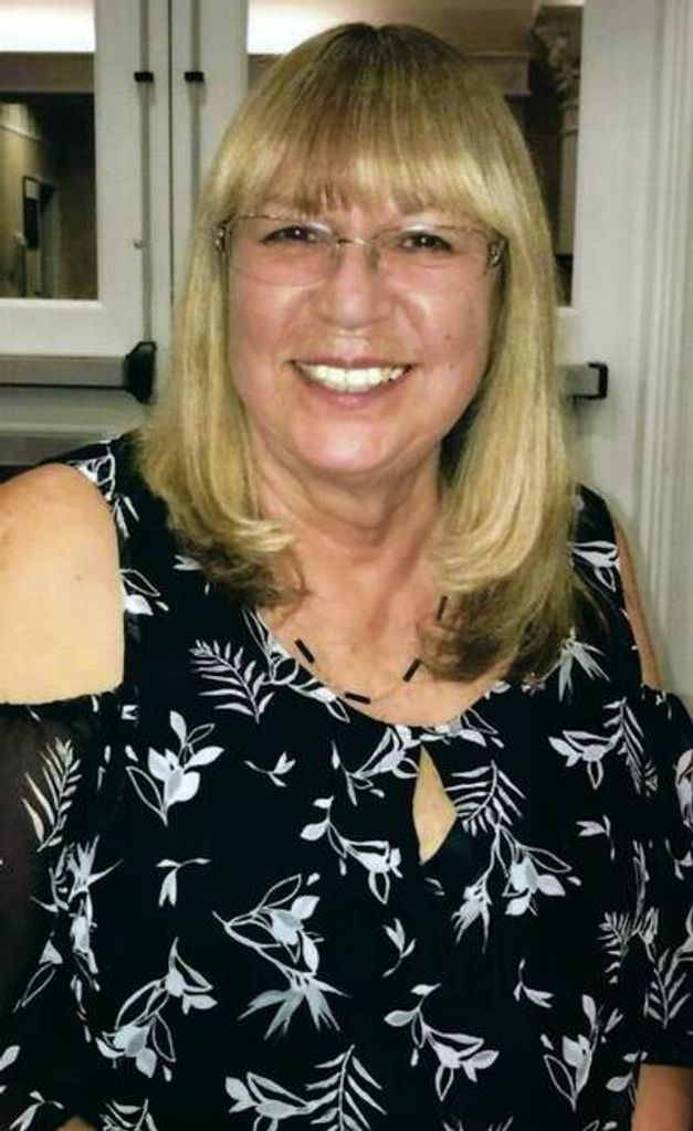 Teri Dunham Profile Photo