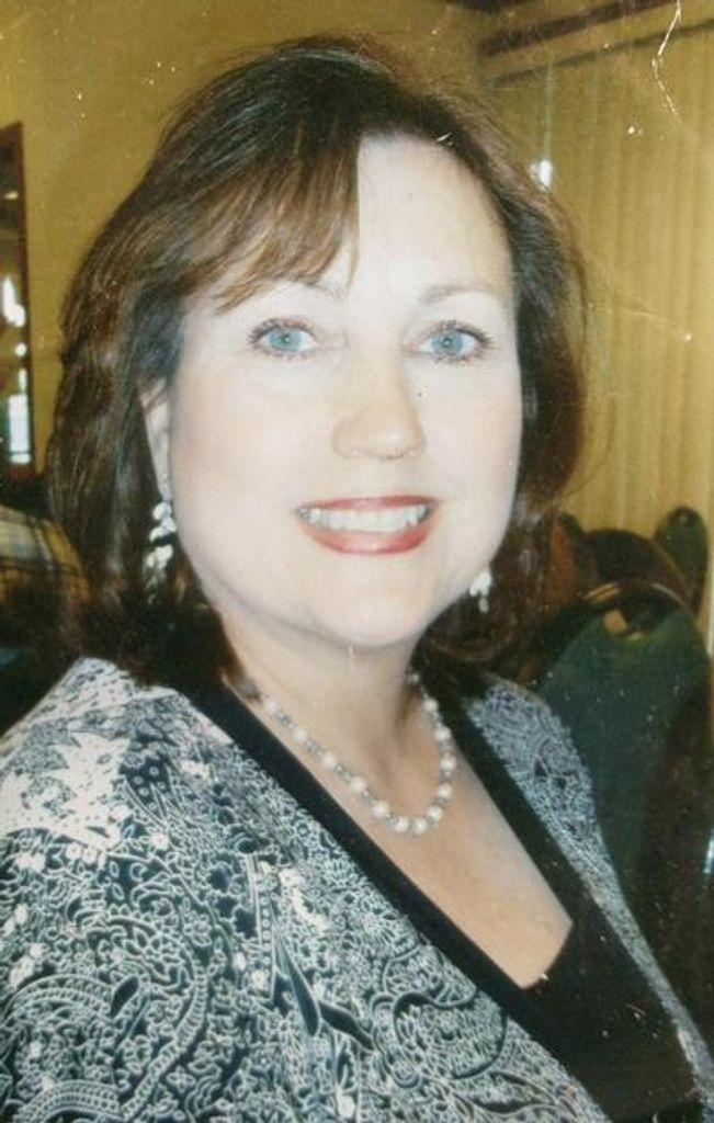 Linda Boyd Cuzzourt Profile Photo
