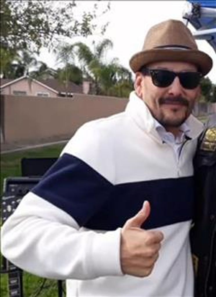 Pastor Julio Sandoval Profile Photo