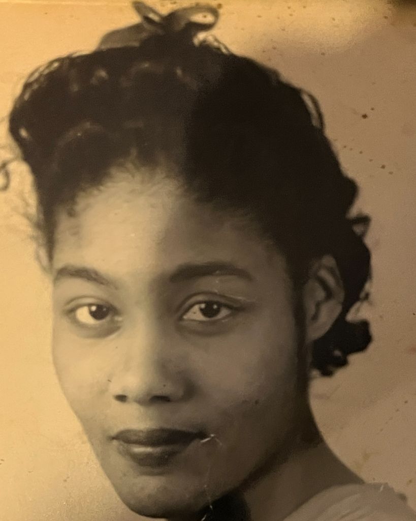 Alyne Sneed Johnson