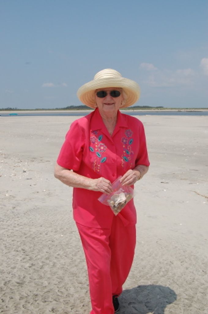 Evelyn Rivenbark Profile Photo