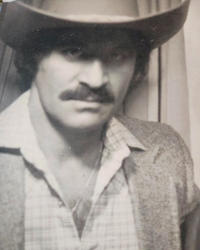 Robert Phillips Profile Photo