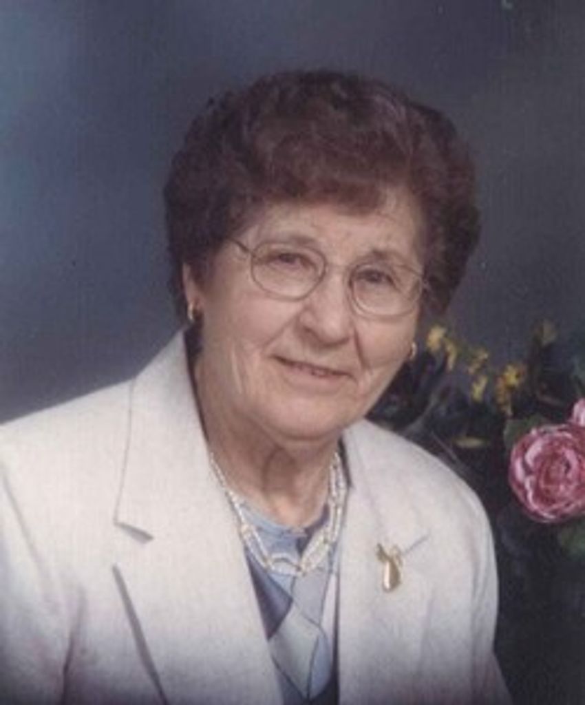 Isabel Guderski Profile Photo