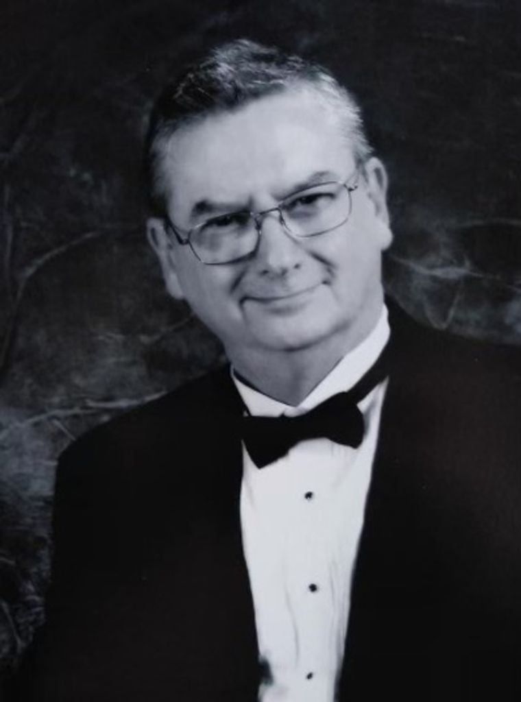 Richard Lowden Profile Photo