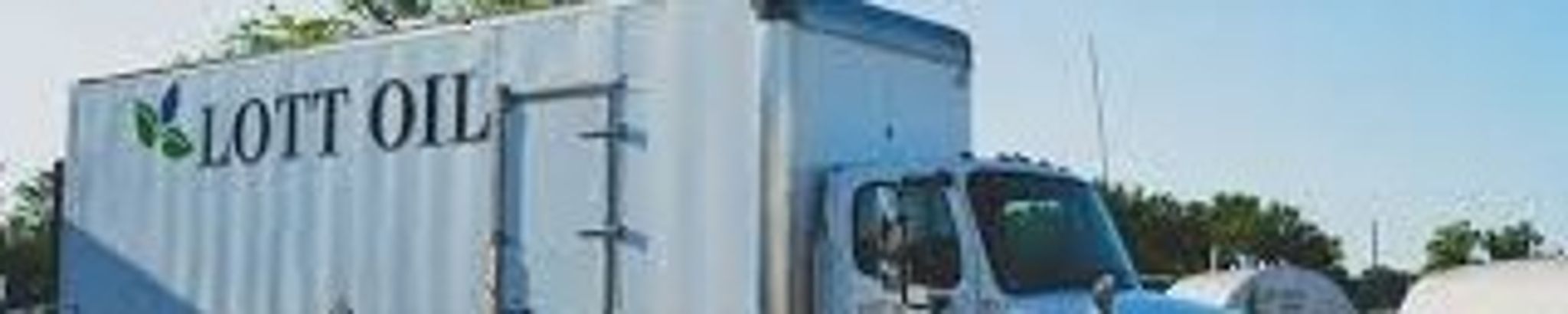 Cover for Luther W. Lott, Jr.'s Obituary