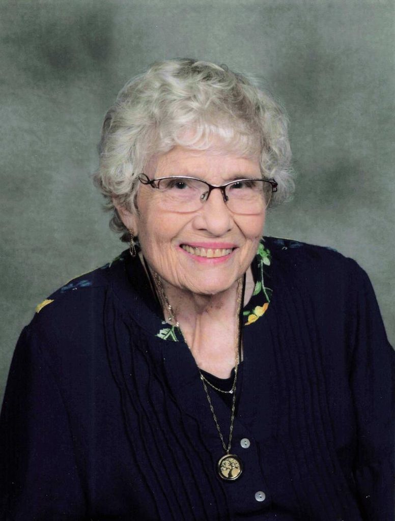 Leanora Beverly Brackett Profile Photo