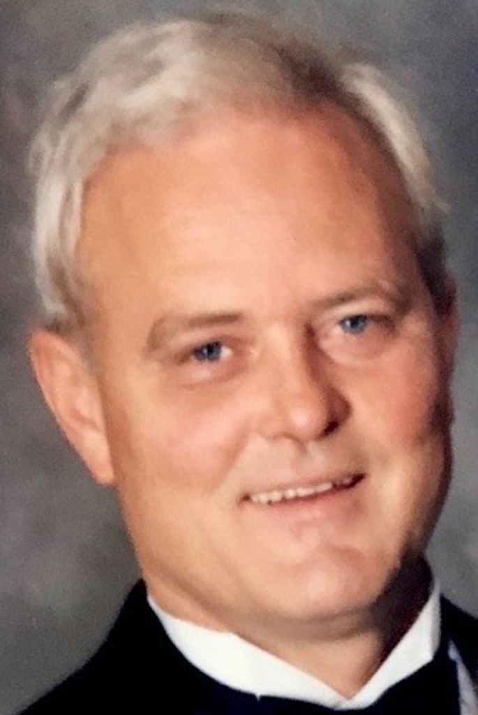 Offie Benny Tew, Iii