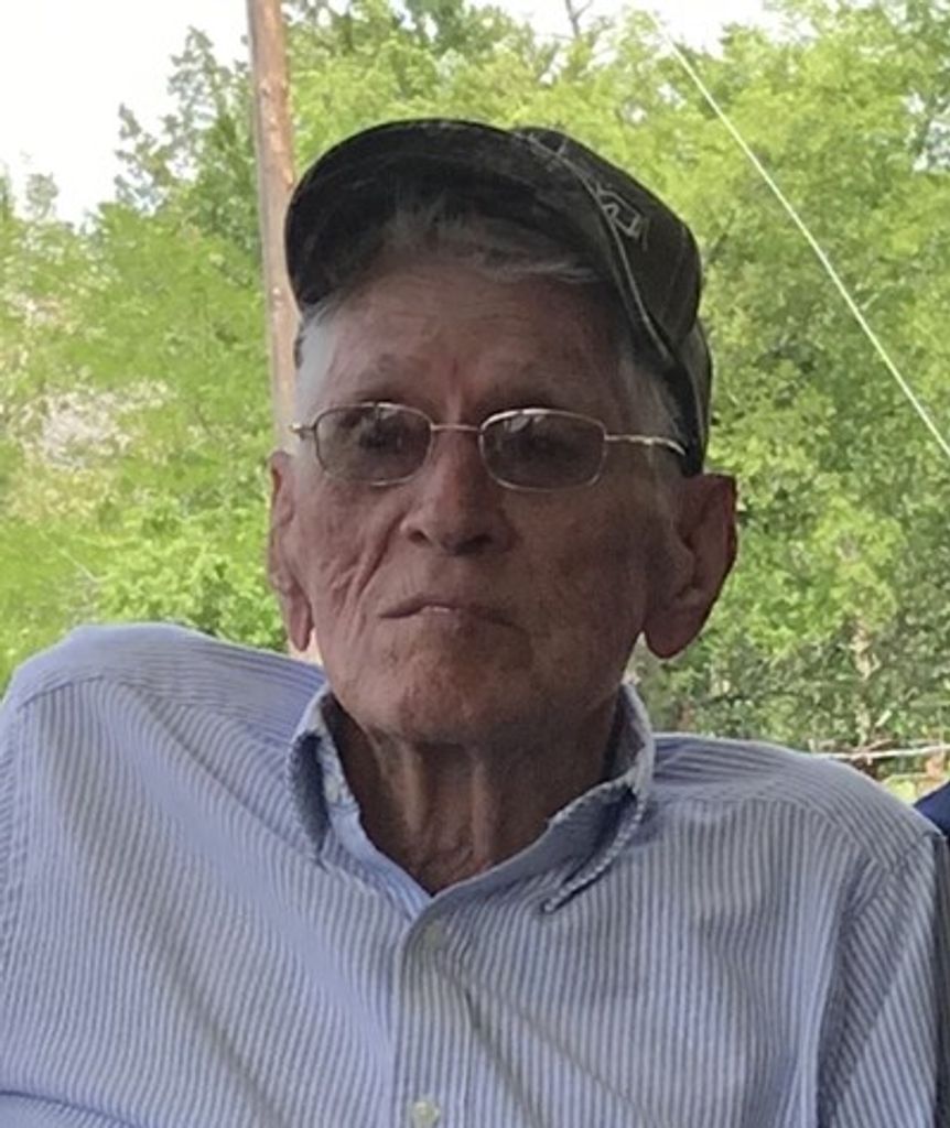 L. T. Hinchliffe Profile Photo
