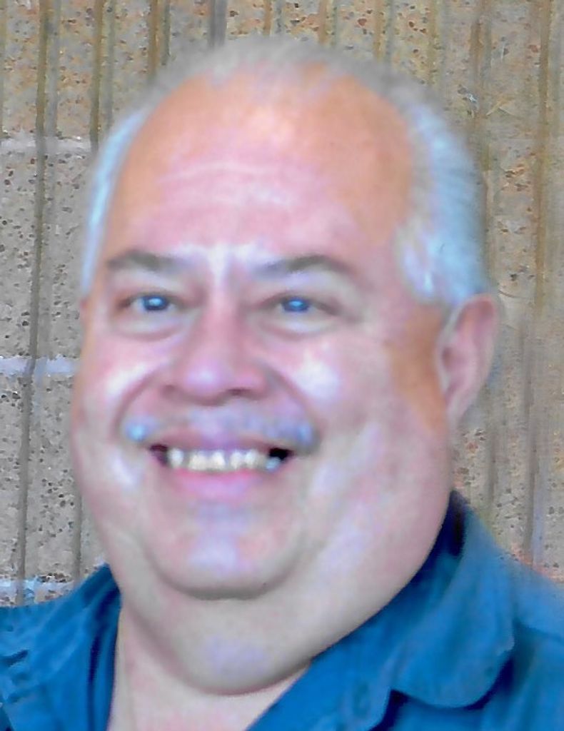 Robert L. Martinez