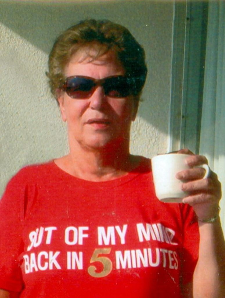 Helen L. (Pingar)  Rowles