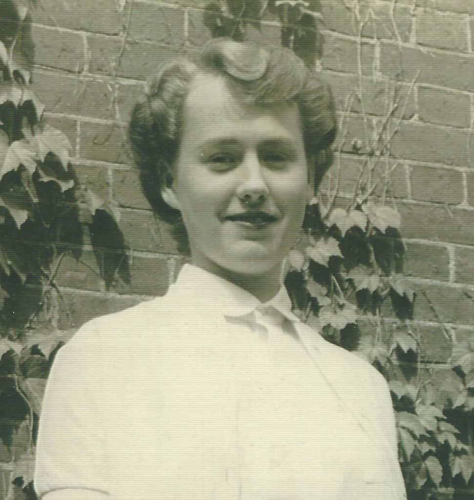 Loraine D. MORAN