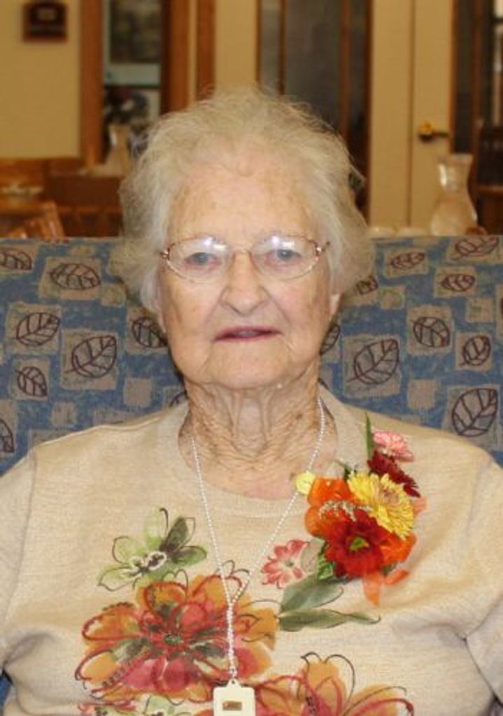 Lillian Vern Schroeder Profile Photo