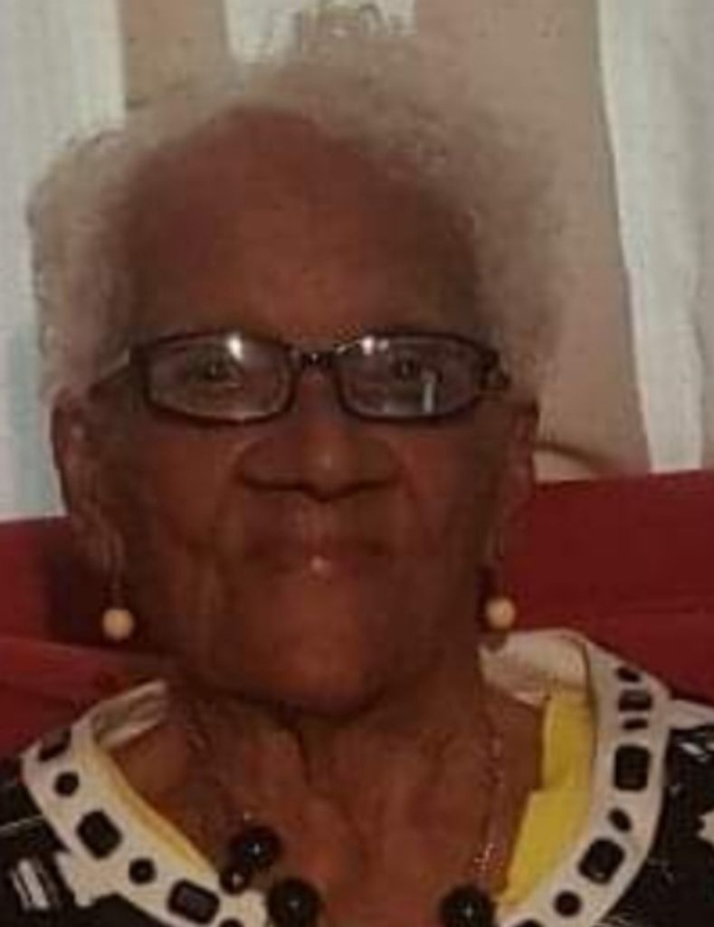 Ms. Della  Gervis  Funderburk Profile Photo