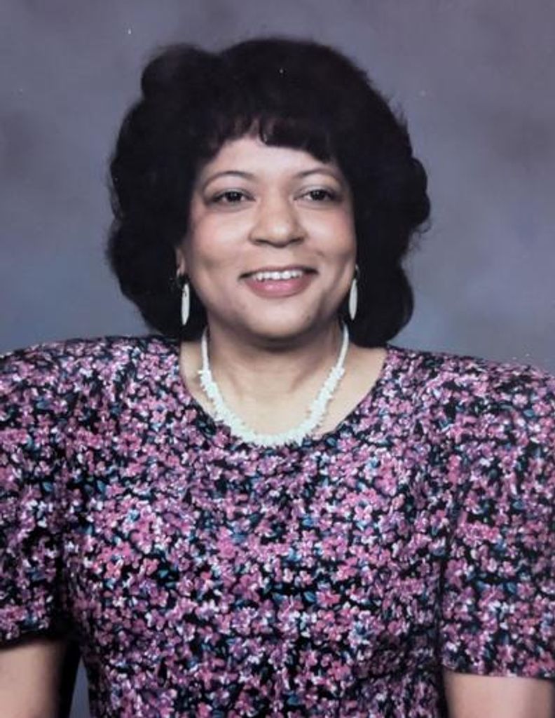 Carolyn Crew Lewis Profile Photo