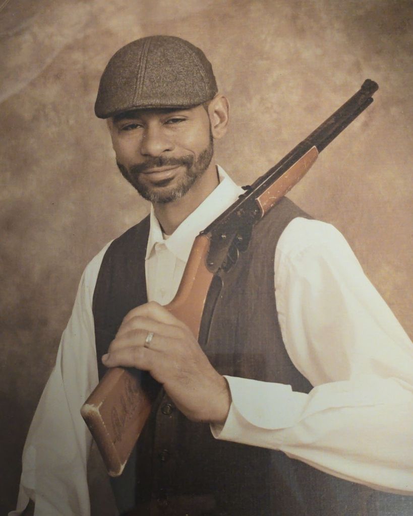 Carlos Guzman Profile Photo