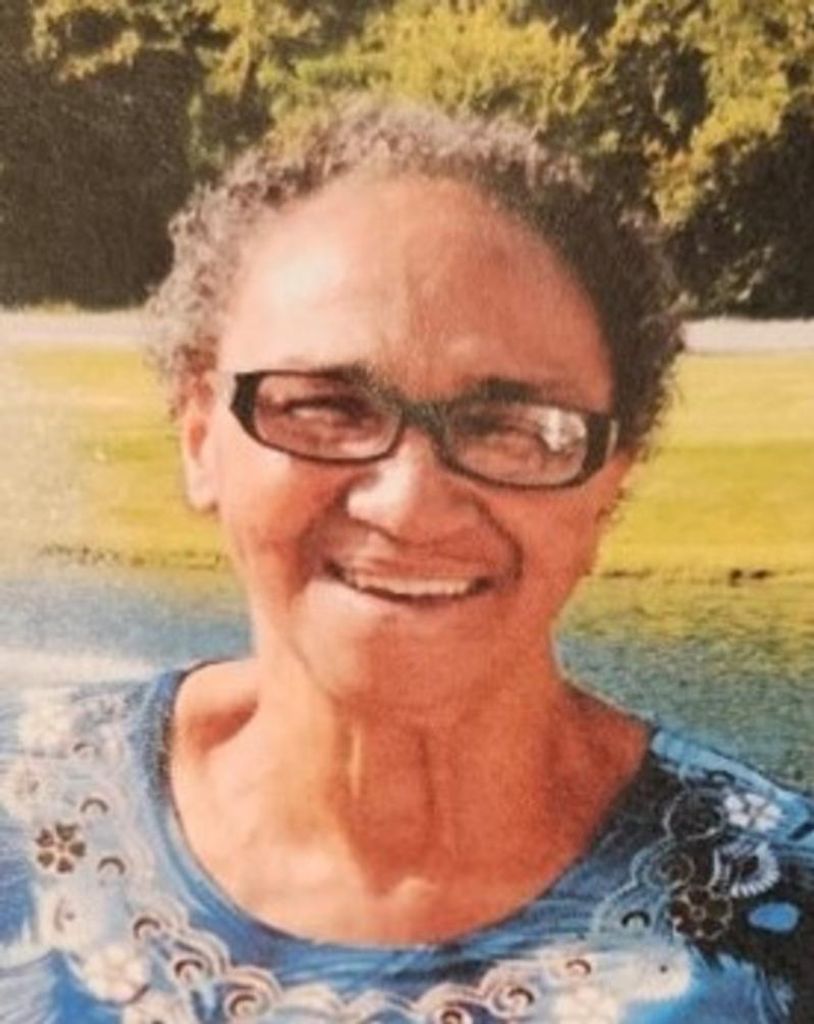 Carrie Vernelle Burns Profile Photo