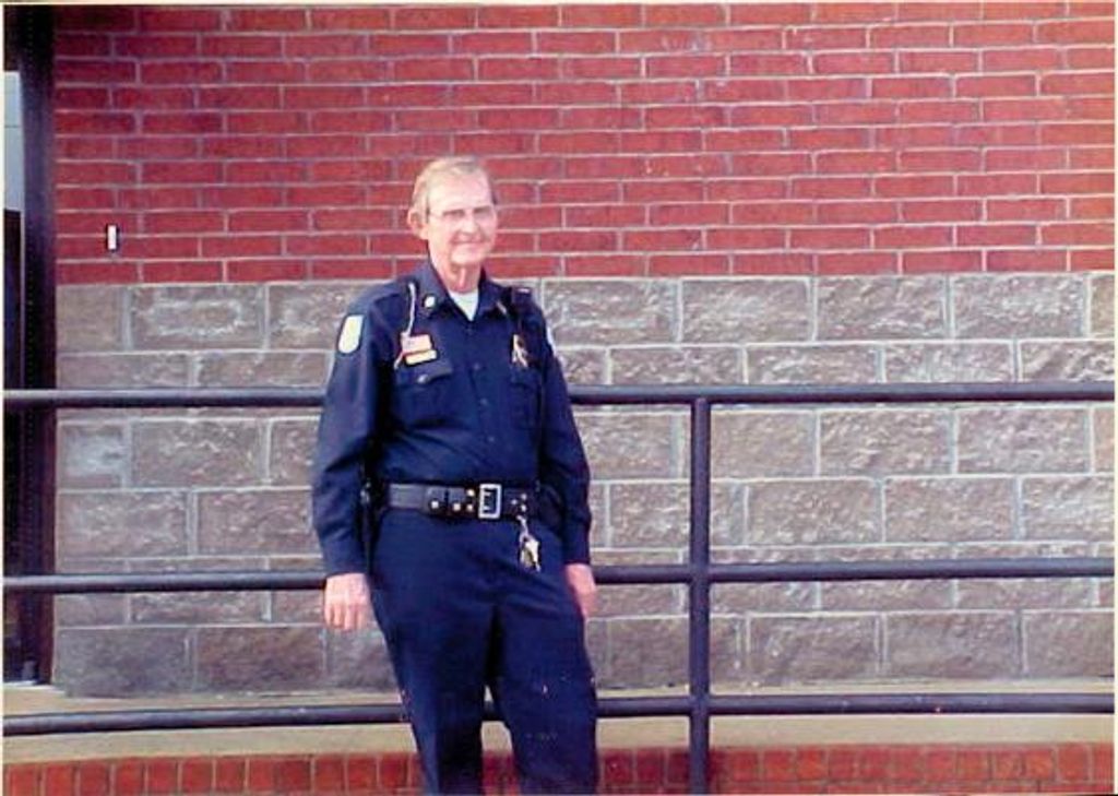 Julius Dell Simpson Profile Photo
