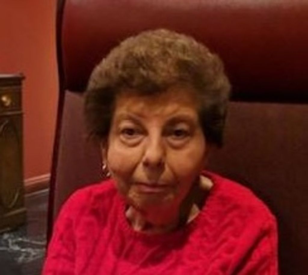 Mary L. Caroselli (Nee Manata)