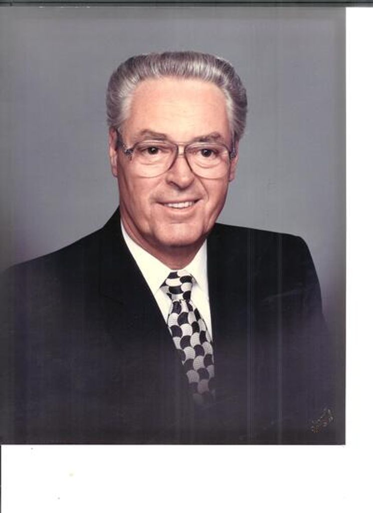 Roger E. Collins Profile Photo