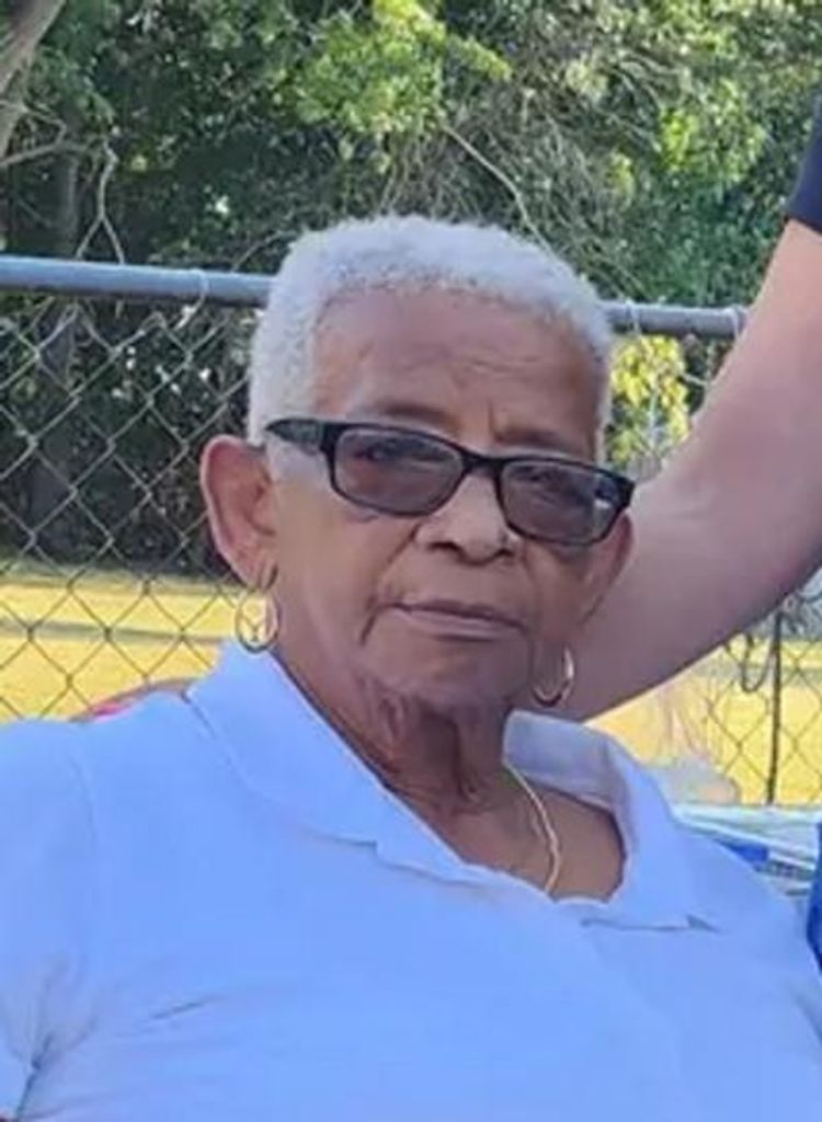 Deaconess Shirley Blackwell Graves Profile Photo