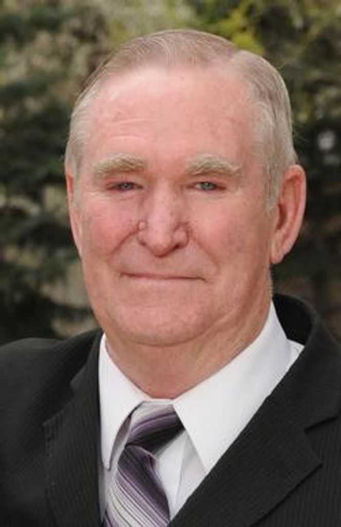 Thomas Michael Cole Profile Photo