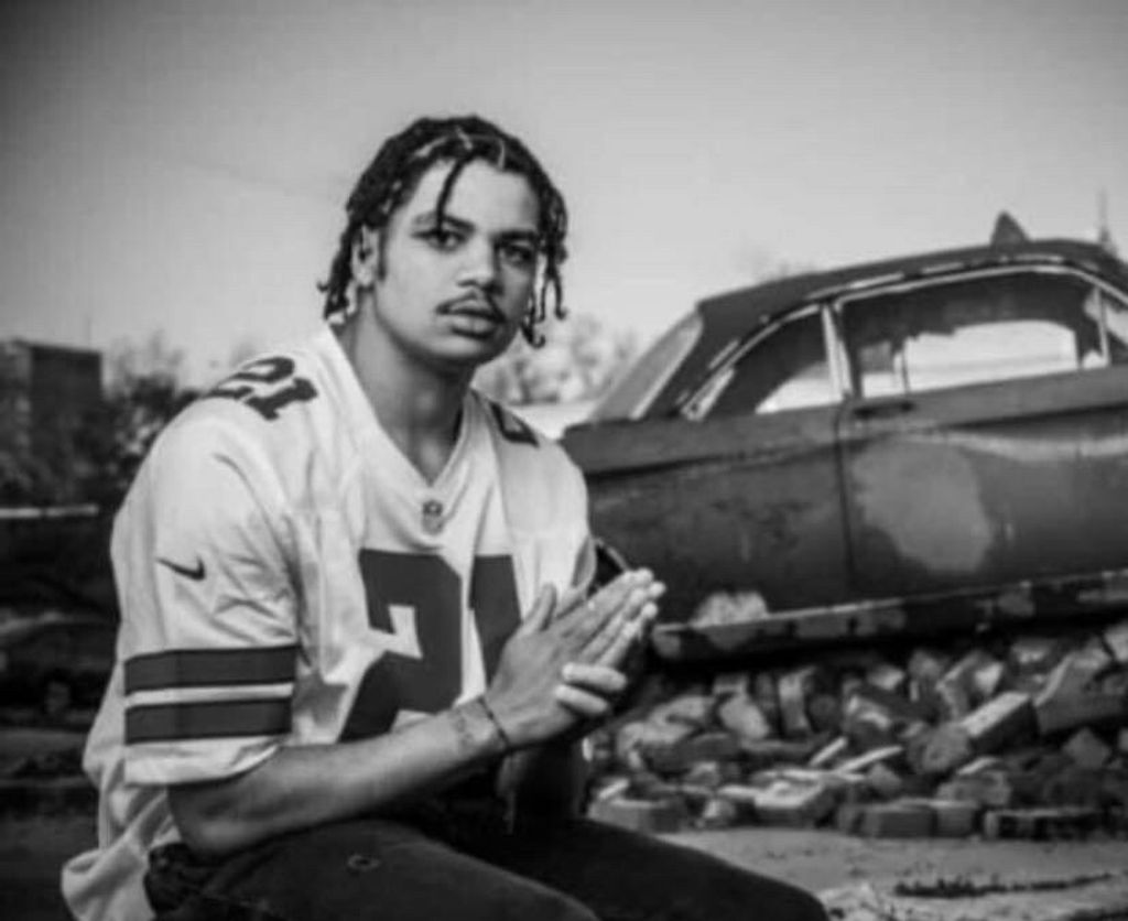 Donovan Lewis Profile Photo