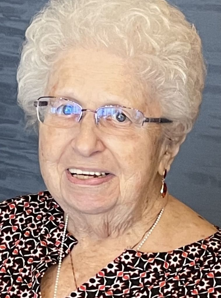 Phyllis M Nutz (Dinuzzo) Profile Photo