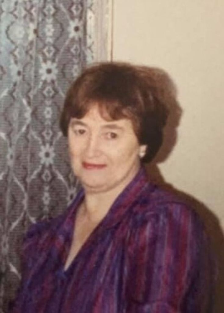 Madeline Elizabeth Roberts Profile Photo