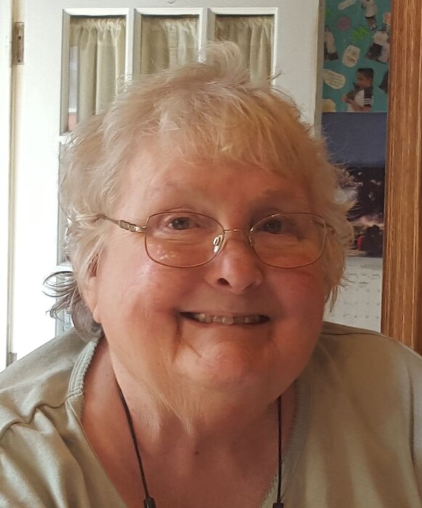 Gloria J. (Karl)  Zerbe